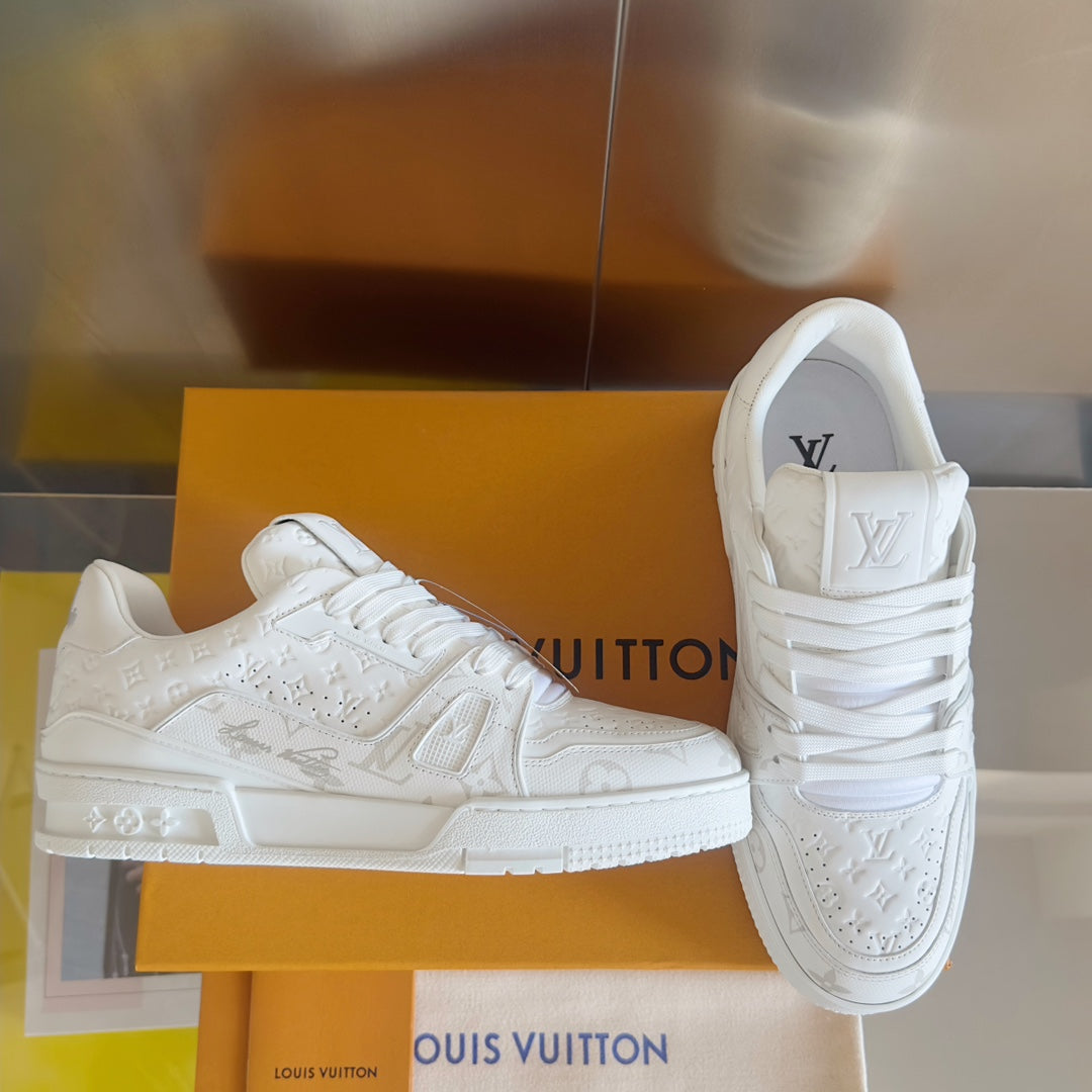 2025 250318 New high quality new color board shoes