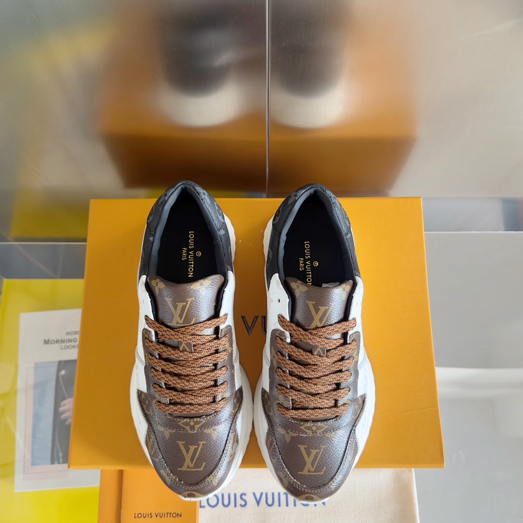 2025 250318 New high quality new color board shoes