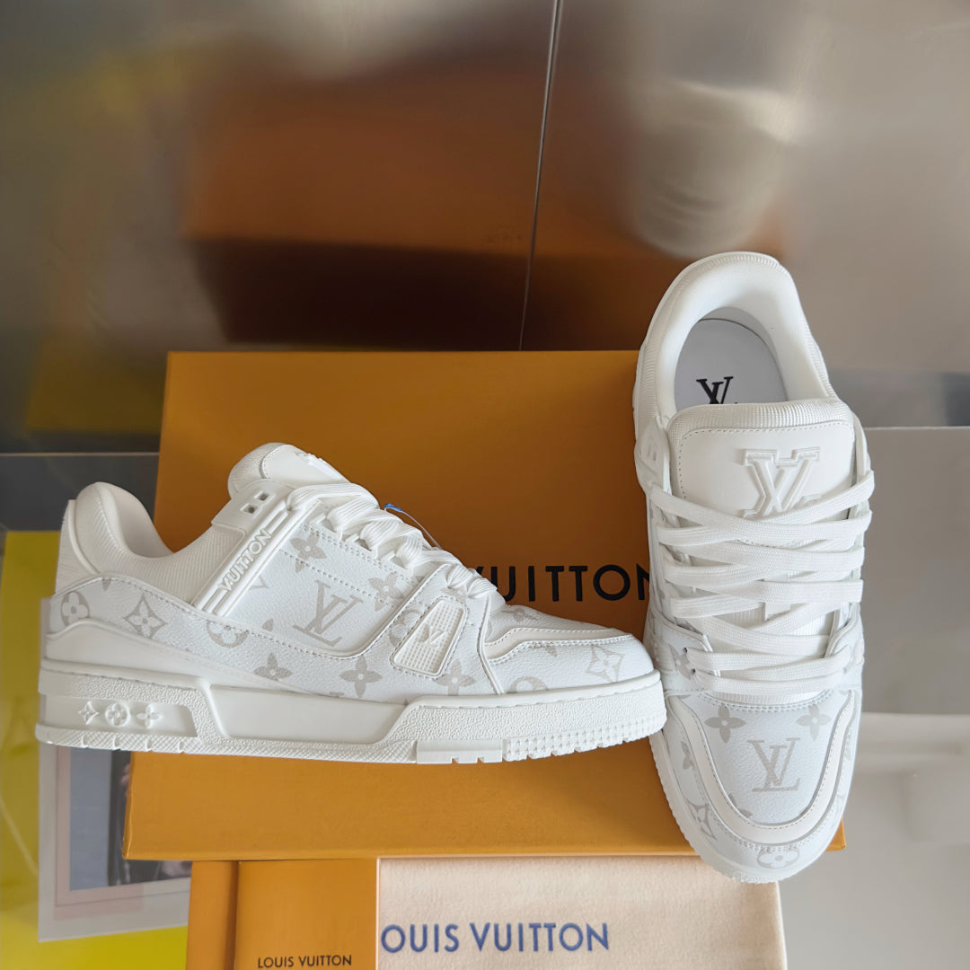 2025 250318 New high quality new color board shoes