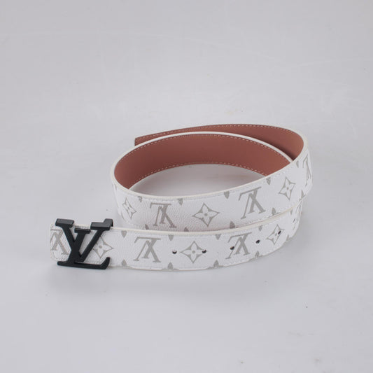 2025  Classic Silver Buckle White Plaid Men's Belt 211