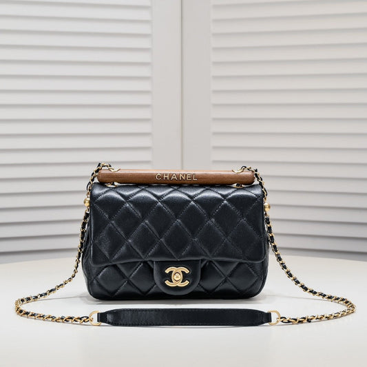 2025 Bag Classic Flap Bag W3560