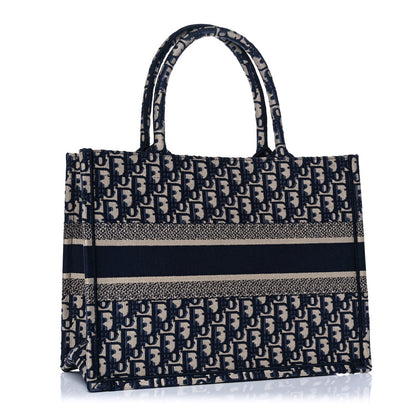 2025 Bag MEDIUM D BOOK TOTE