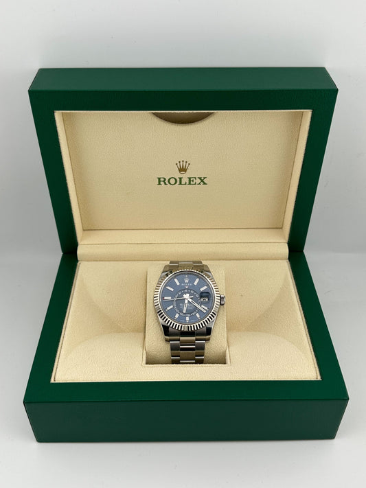 2025 Watch Sky-Dweller 326934 Stainless Steel Blue Dial Oyster (2022)