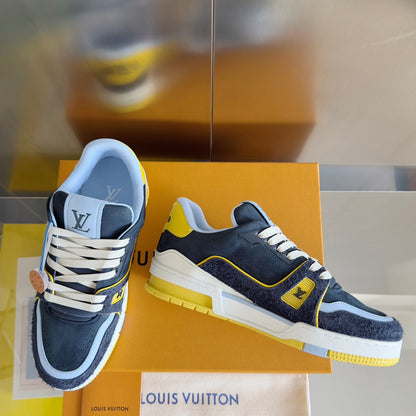 2025 250318 New high quality new color board shoes