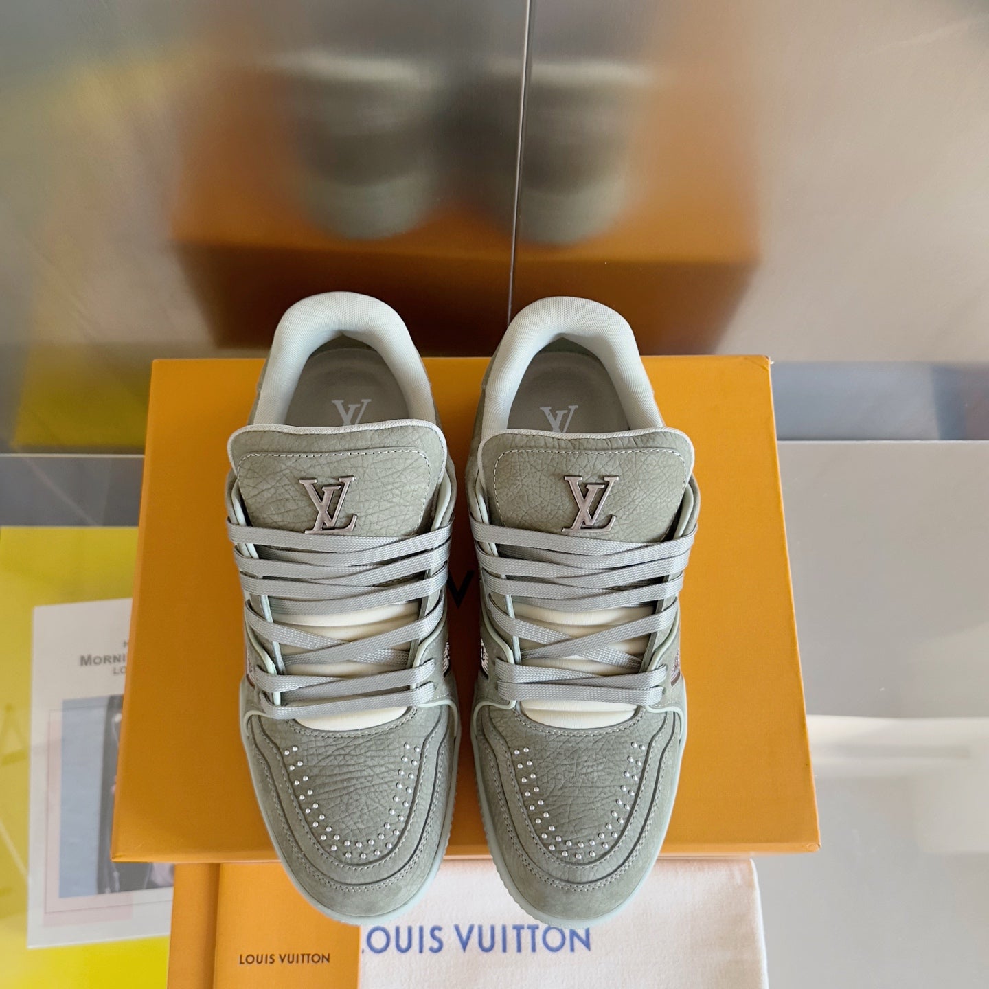 2025 250318 New high quality new color board shoes