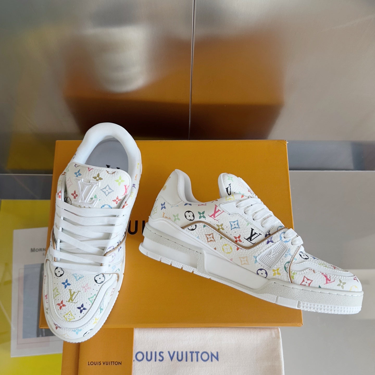 2025 250318 New high quality new color board shoes