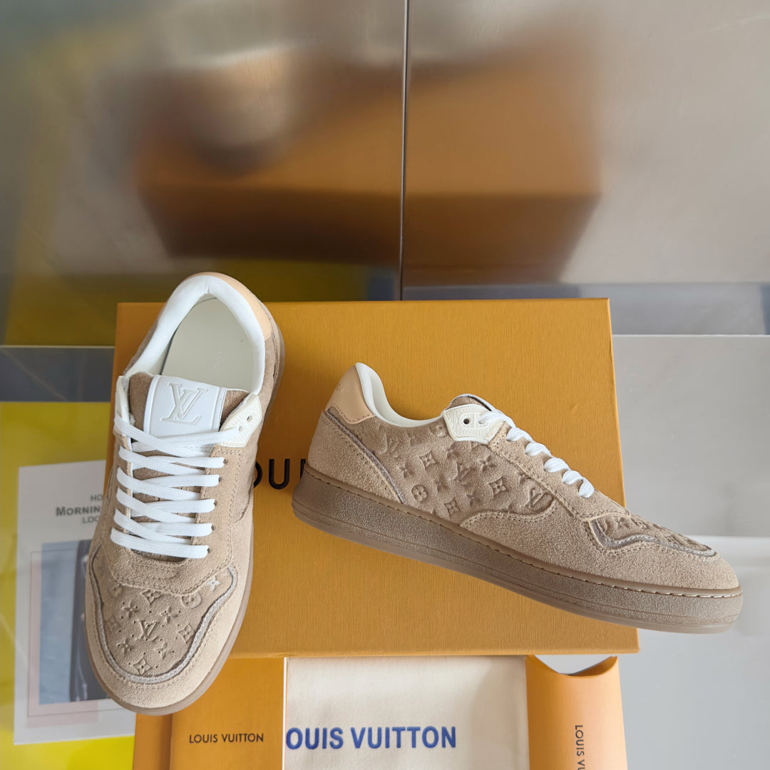 2025 250318 New high quality new color board shoes